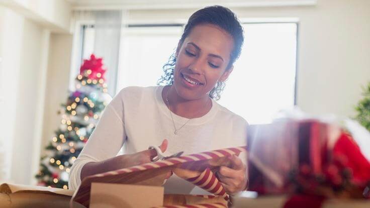 Beware of Holiday Scams: 5 Clues to Look for When You Shop on Amazon