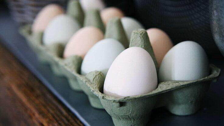 A Quick and Easy Way to Peel Hard-Boiled Eggs