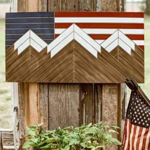 outdoor patriotic home décor - barn quilt inspired flag